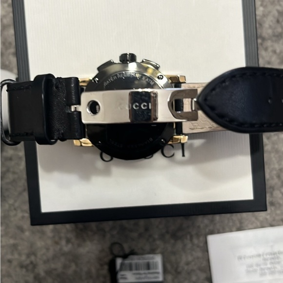 Gucci watch (xl g chrono) - Picture 3 of 7